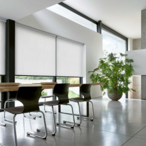 Stores enrouleurs sans per&ccedil;age