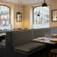 Coussin-banquette---Restaurant-1.webp