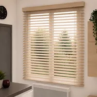 Store-venitiens-bois---focus-produit.webp